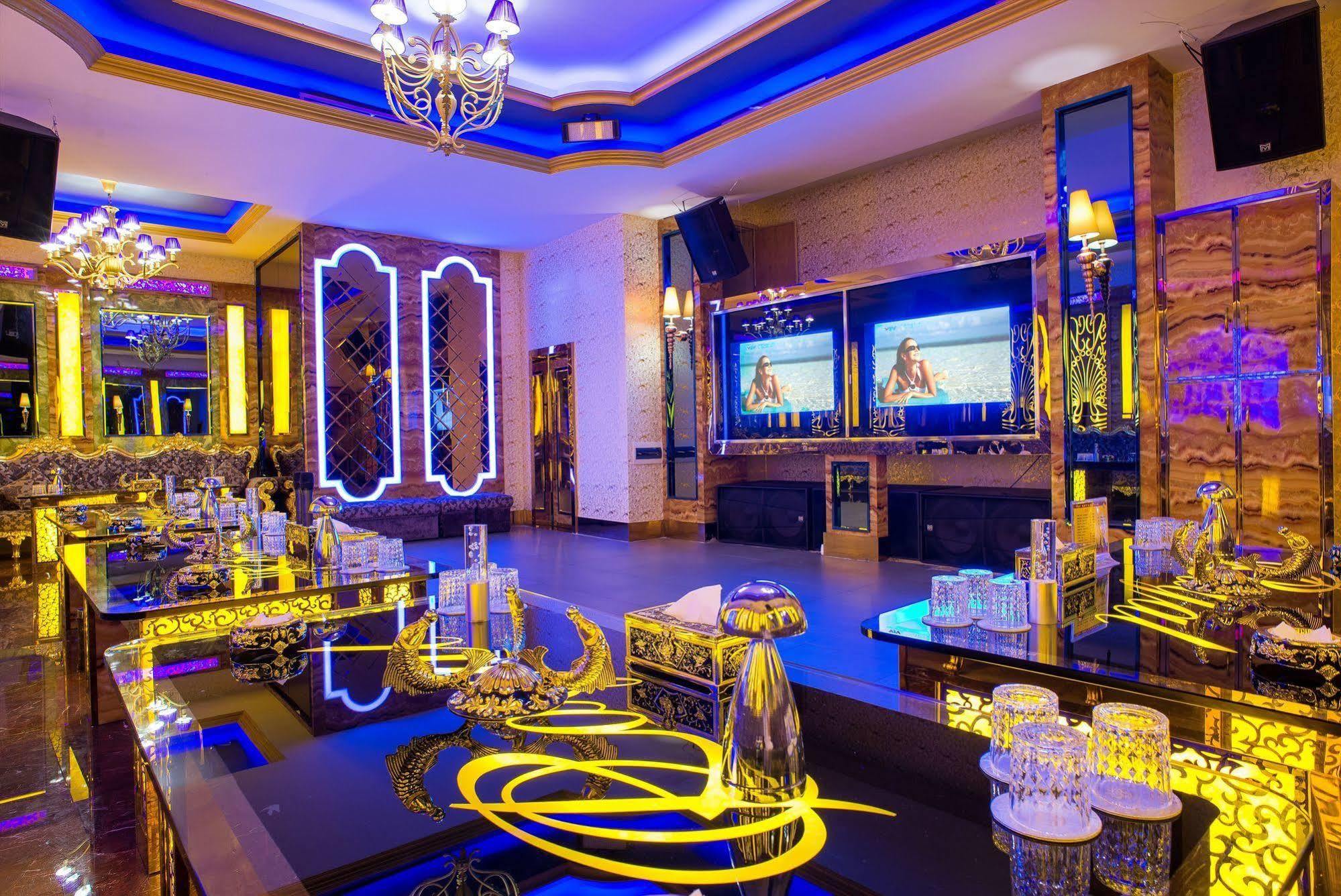 Royal Villas Halong Ha Long Exterior photo